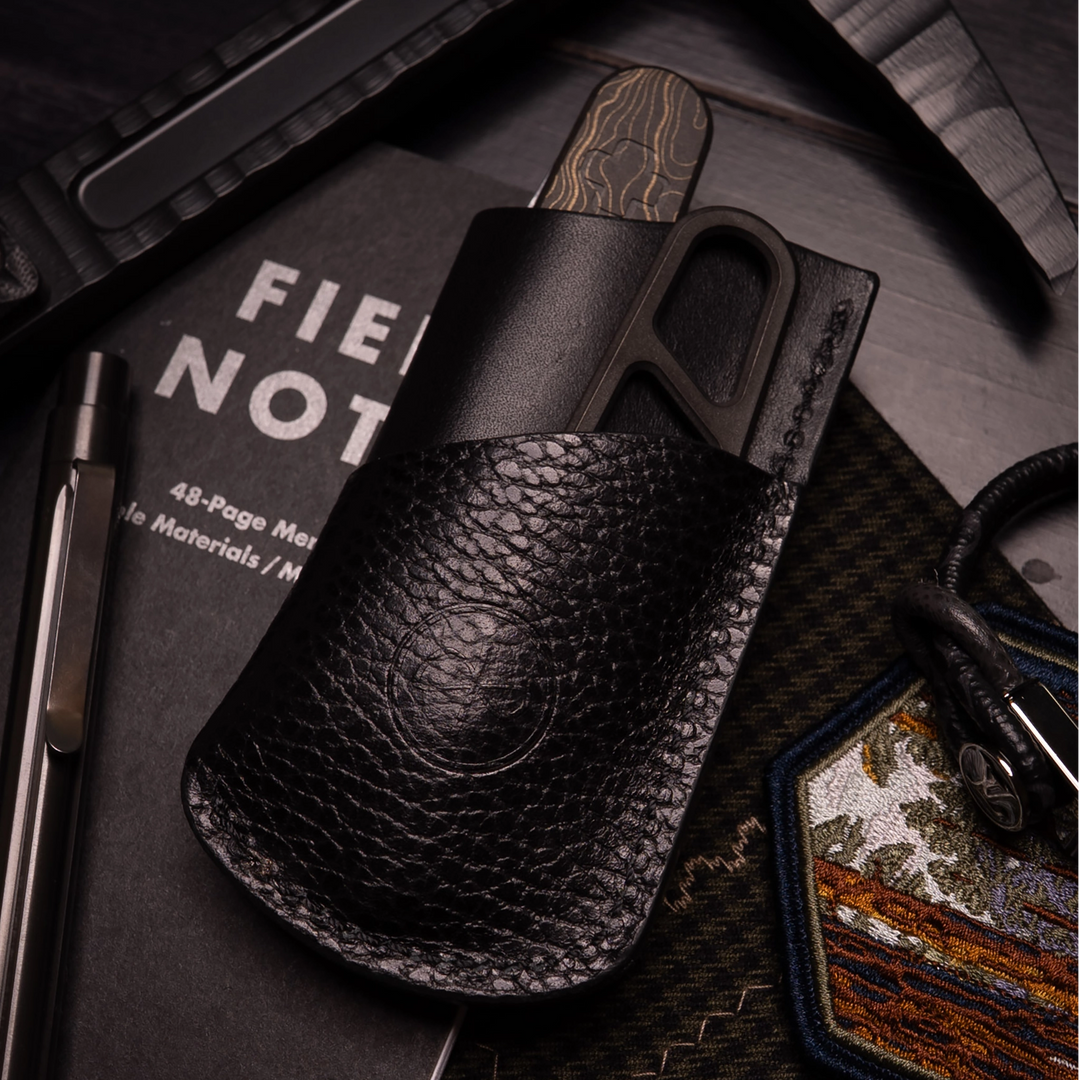 Daily Customs EDC leather – mood shot