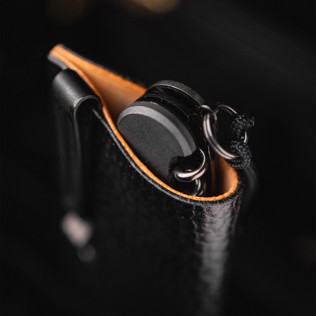 Daily Customs EDC leather – mood shot