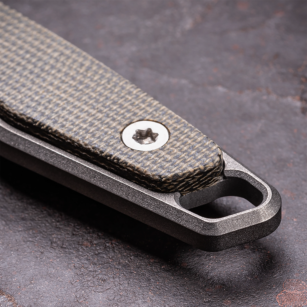 Daily Knives prybar – mood shot